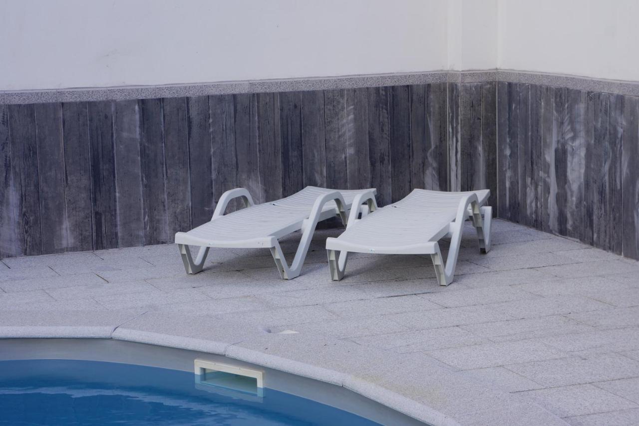 Casinha Das Bonecas - Casa Com Piscina Privada Aveiro Exteriör bild