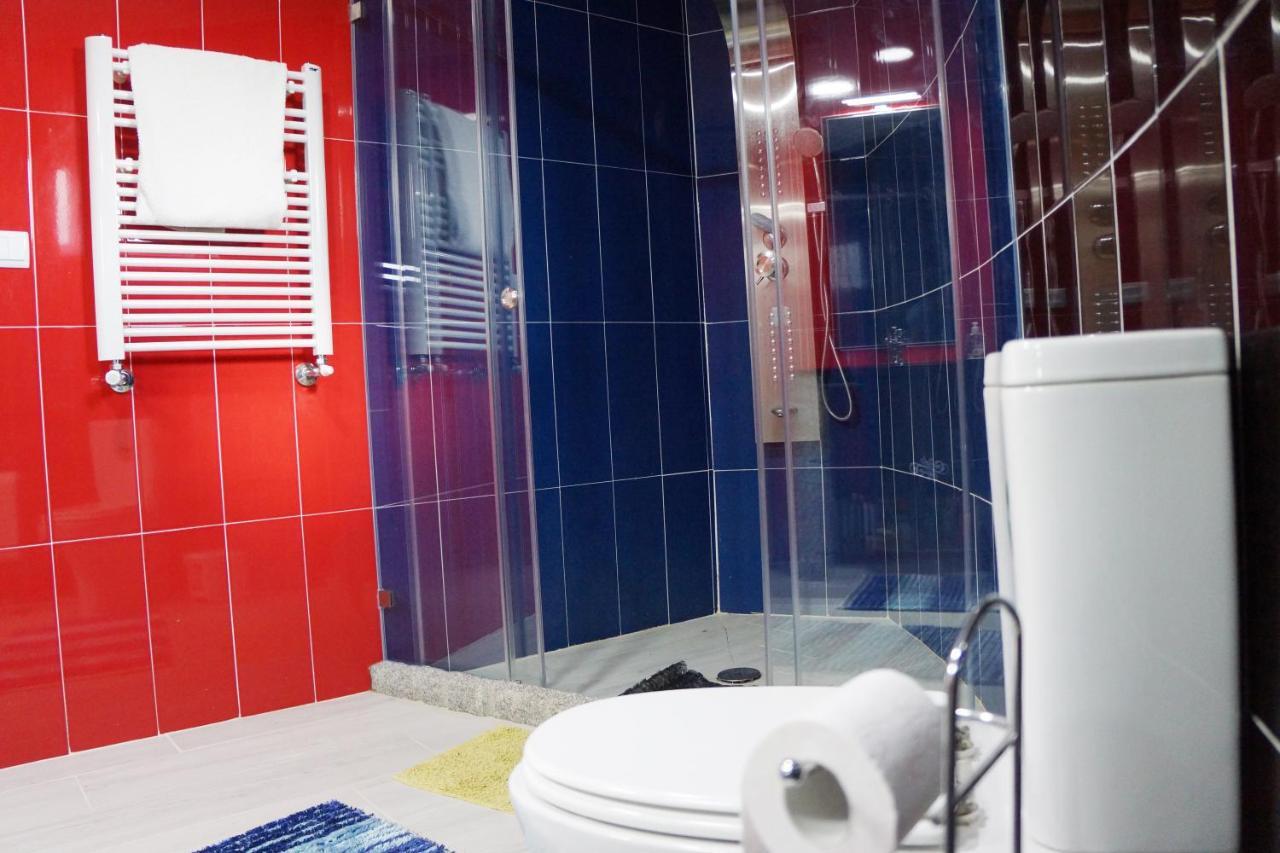 Casinha Das Bonecas - Casa Com Piscina Privada Aveiro Exteriör bild