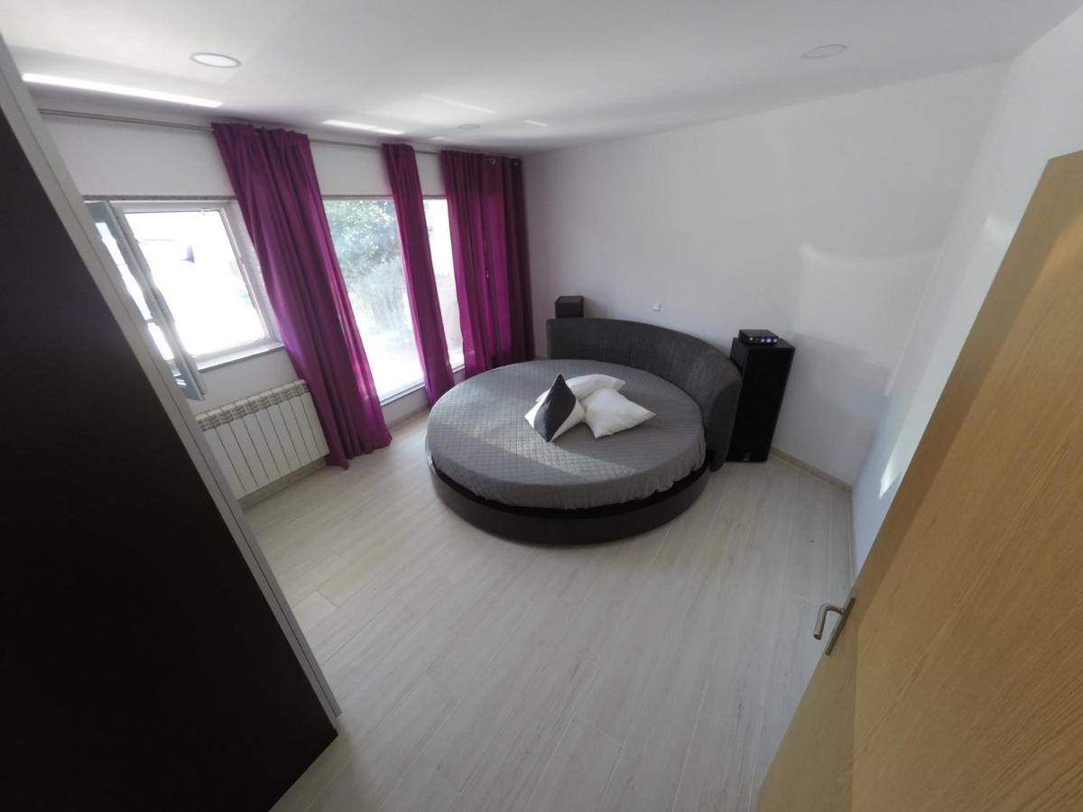 Casinha Das Bonecas - Casa Com Piscina Privada Aveiro Exteriör bild